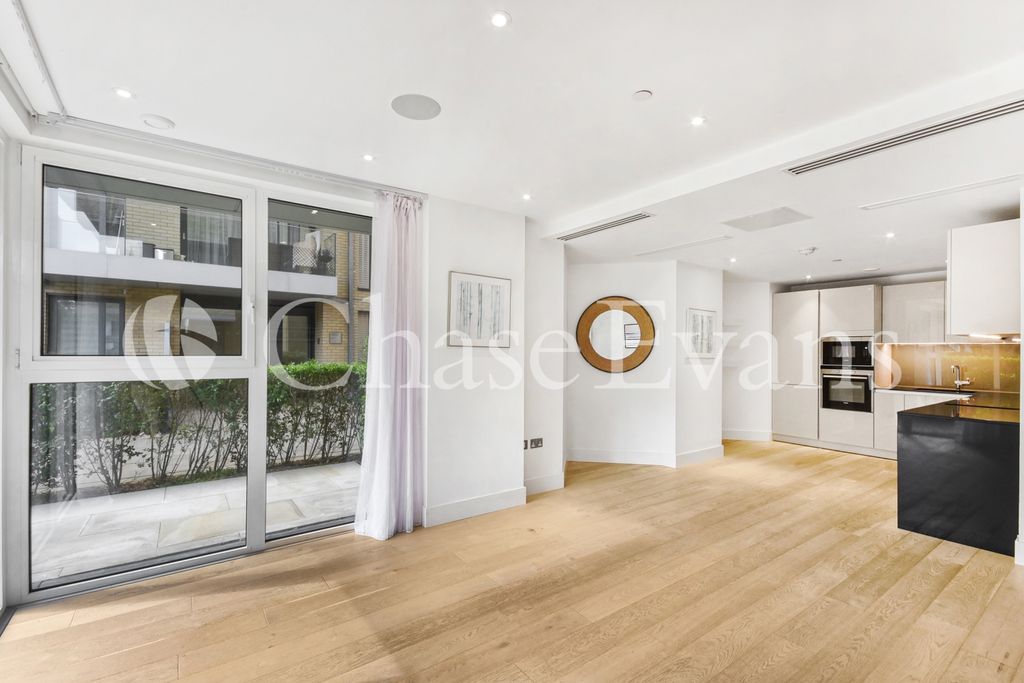 Property photo 3 of 16 Living Area