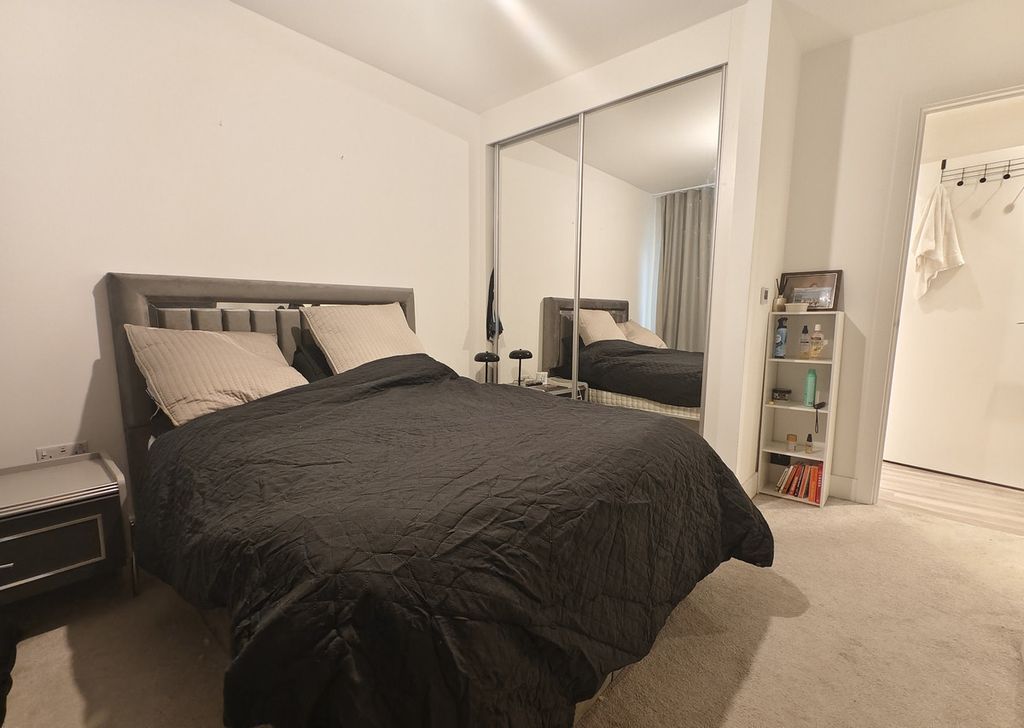 Property photo 3 of 6