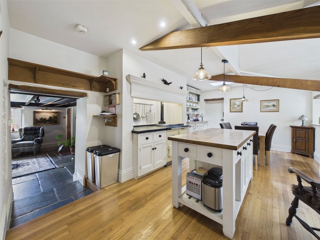 4 bed detached house for saleHalwill, Beaworthy, Devon EX21 photo 4