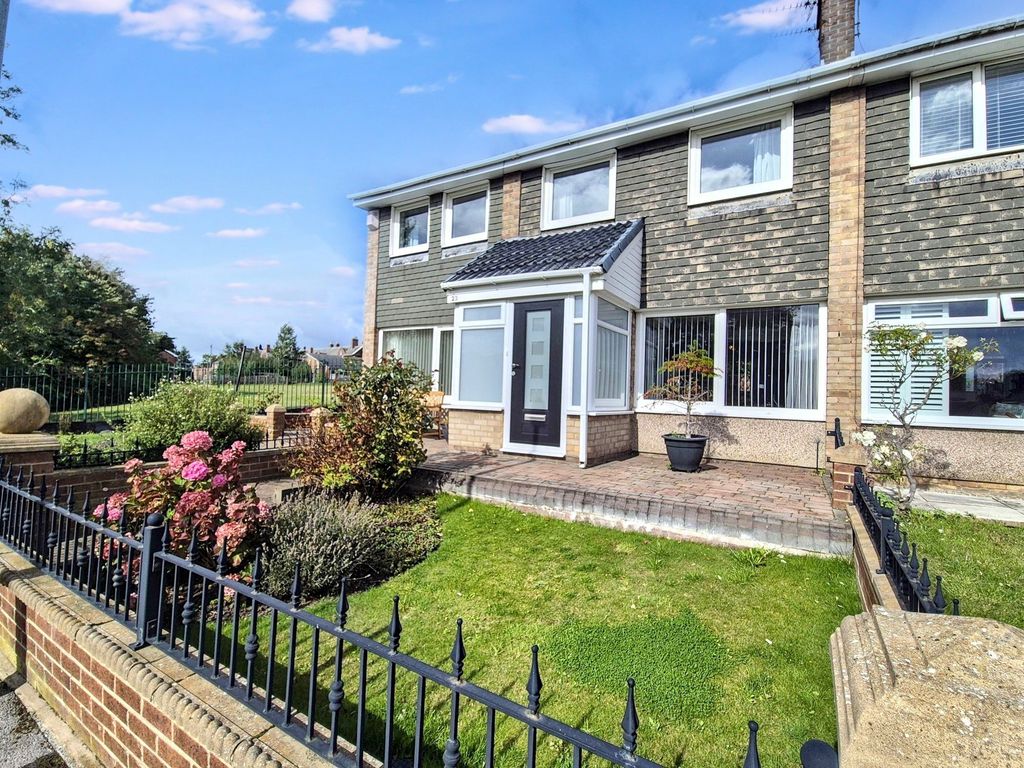 Property photo 1 of 34