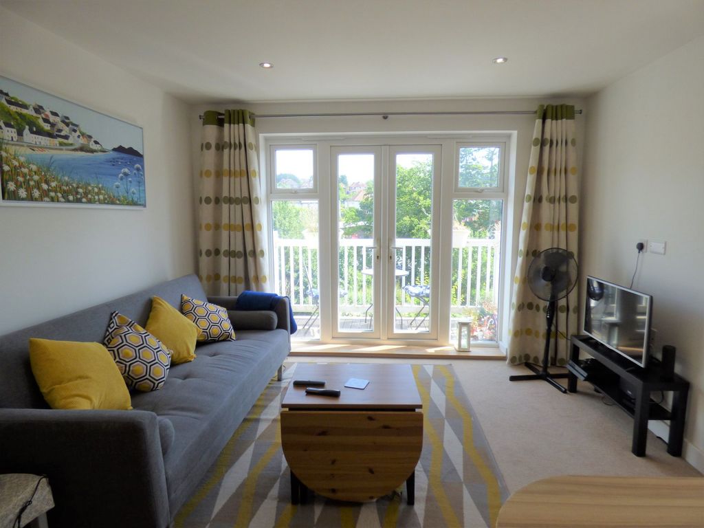 Property photo 2 of 10 Photo 16