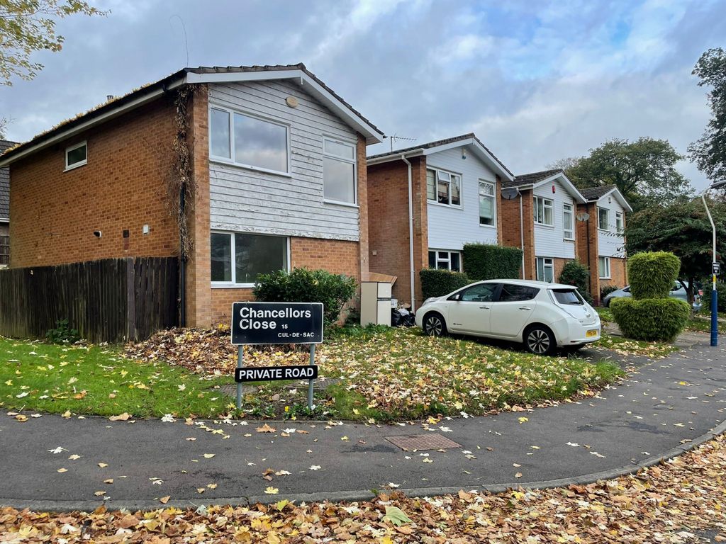 Property photo 1 of 28 3 Bedroom Detached House - To Let Available Mid October 2026