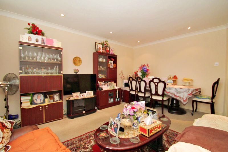 Property photo 2 of 8 Photo 2