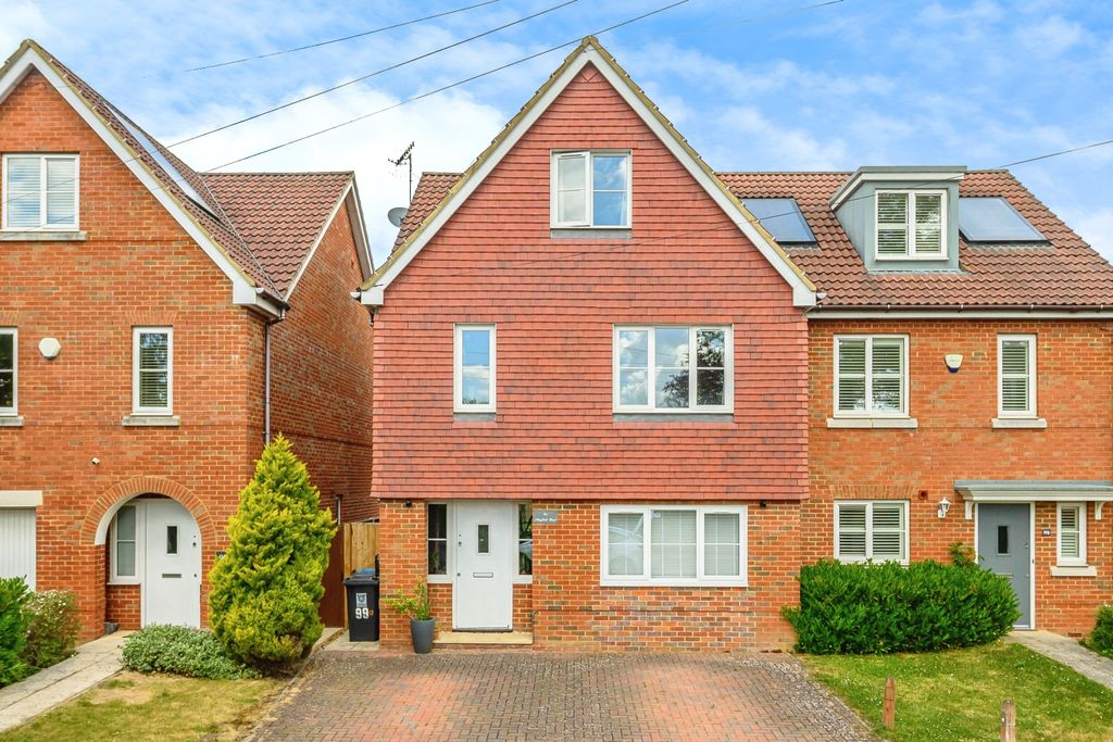 Property photo 1 of 20