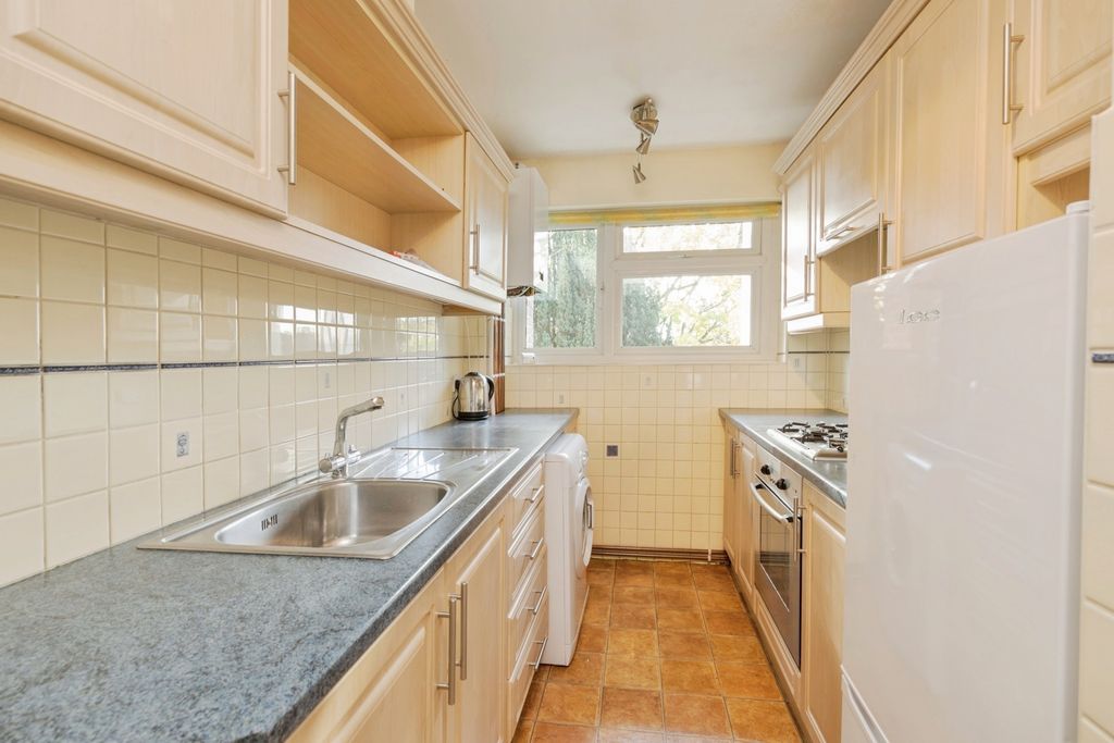 Property photo 2 of 12 Pbox-Img.Jpg
