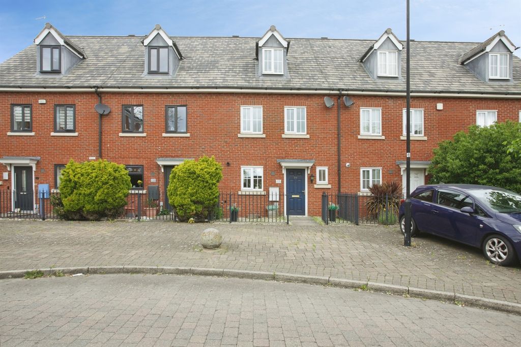 Property photo 1 of 19