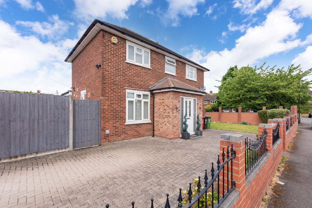 Property photo 1 of 16
