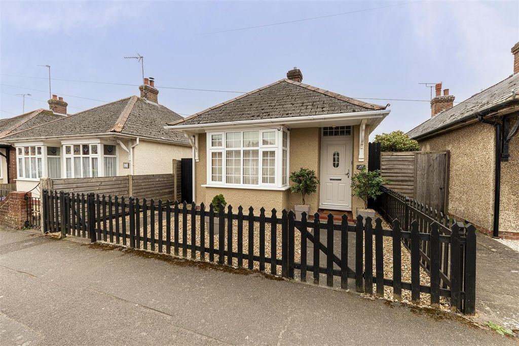 Property photo 1 of 19 L J Imaging-22.Jpg