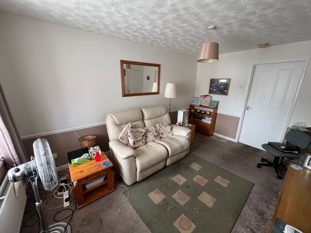 Property photo 3 of 18 Img_1166