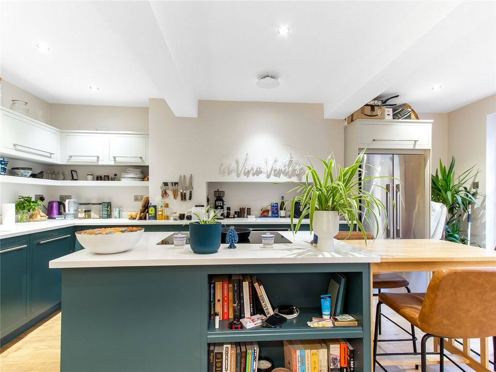 Property photo 3 of 17 Picture No. 15