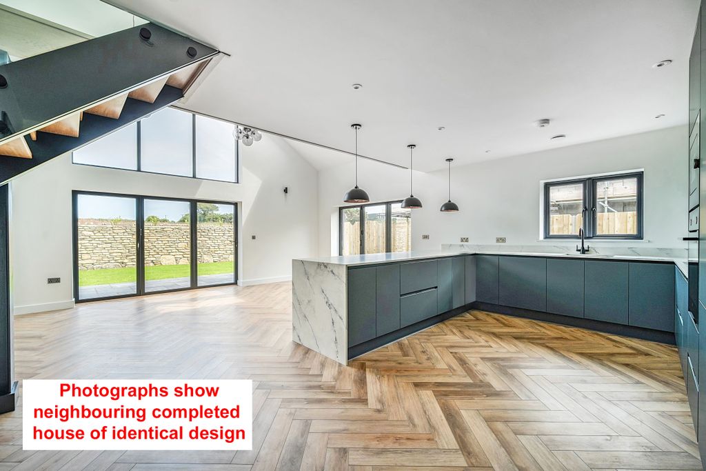 Property photo 2 of 9 Photo 2