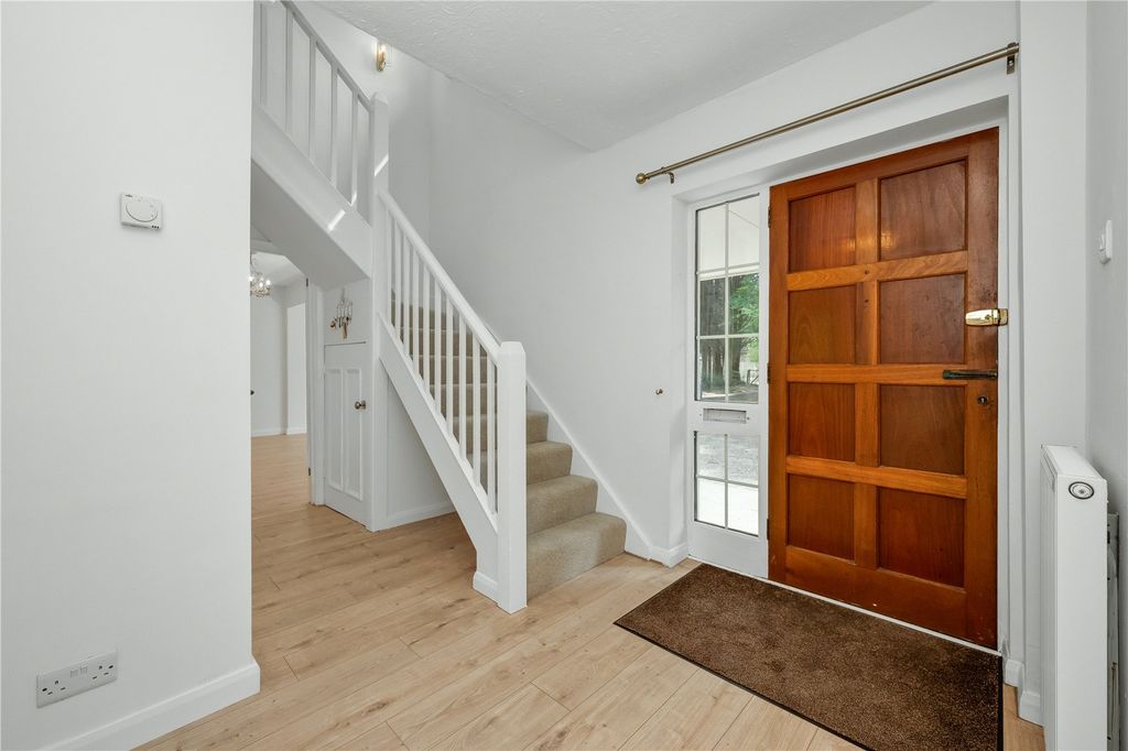 Property photo 2 of 16 Picture No. 02