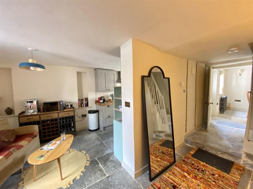 Property photo 3 of 9 Reception Hall