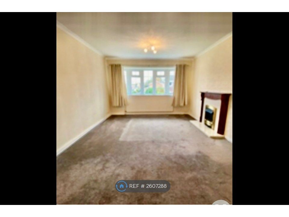 Property photo 2 of 6 Lounge