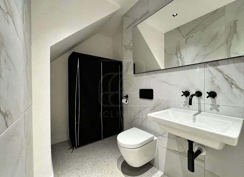 Property photo 1 of 20 ML133 (1).Jpg
