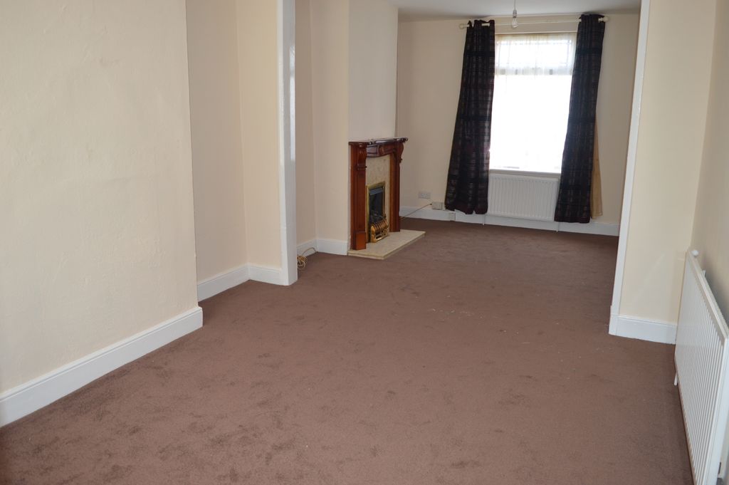 Property photo 3 of 6 Photo 1