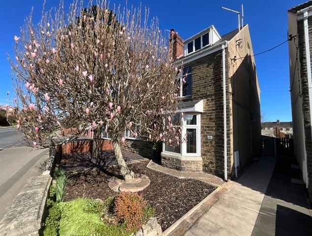 Property photo 1 of 21 Front