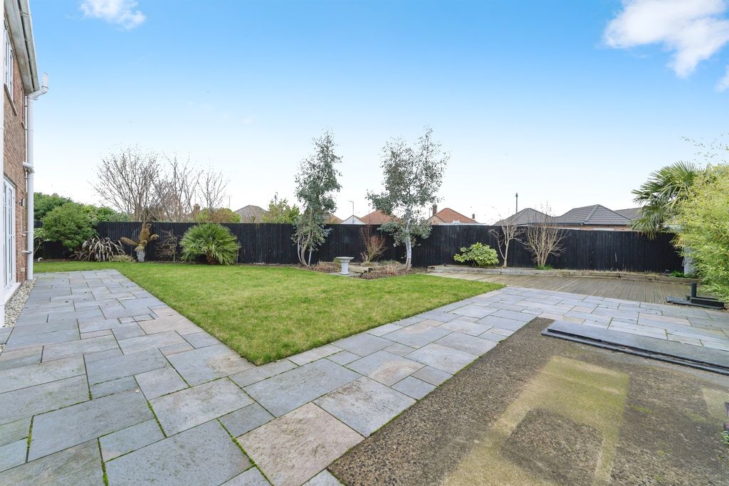 Property photo 3 of 30