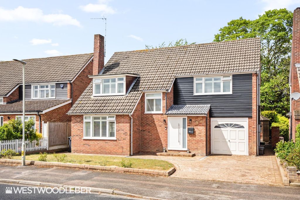 Property photo 1 of 31 Woodstockroad_1.Jpg