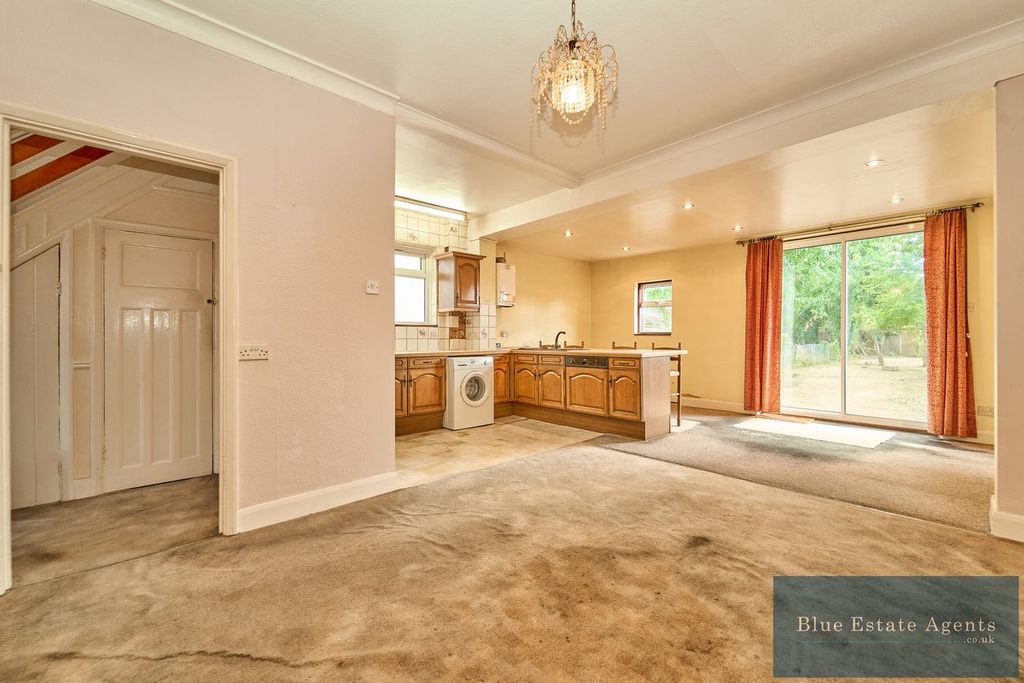 Property photo 2 of 20 Open Plan Kitchen Lounge