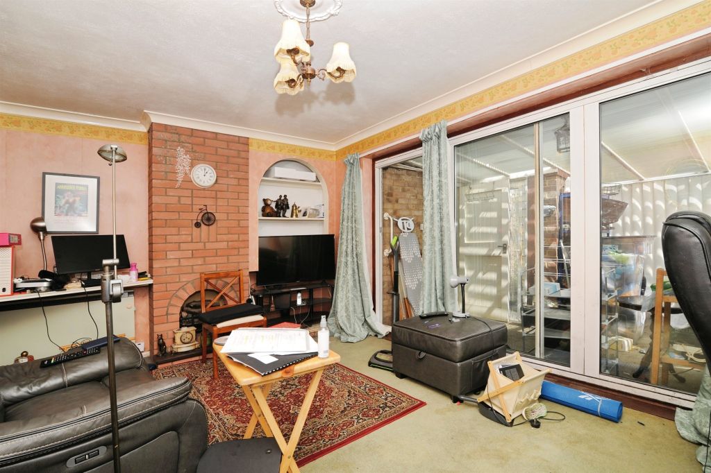 Property photo 3 of 16