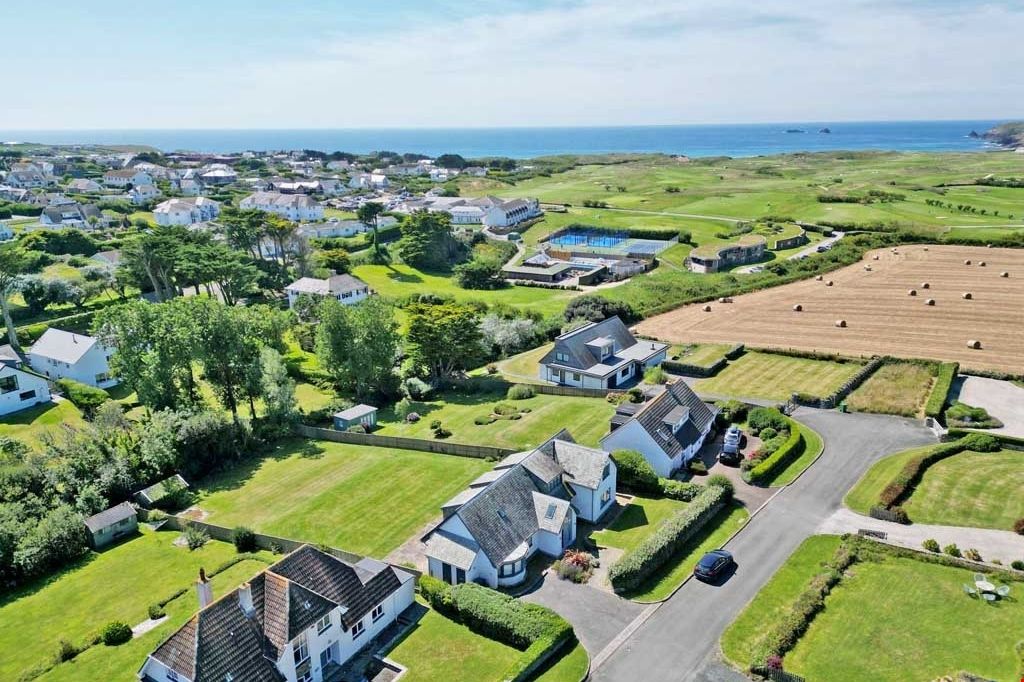 Property photo 1 of 12 7A6Eb1B7-5Bd1-4d85-Bf5B-c00530807Ec7