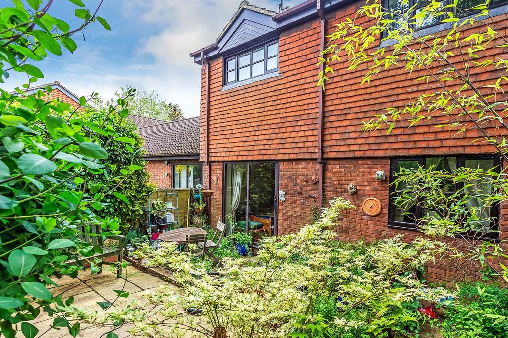 Property photo 1 of 13 Picture No. 16
