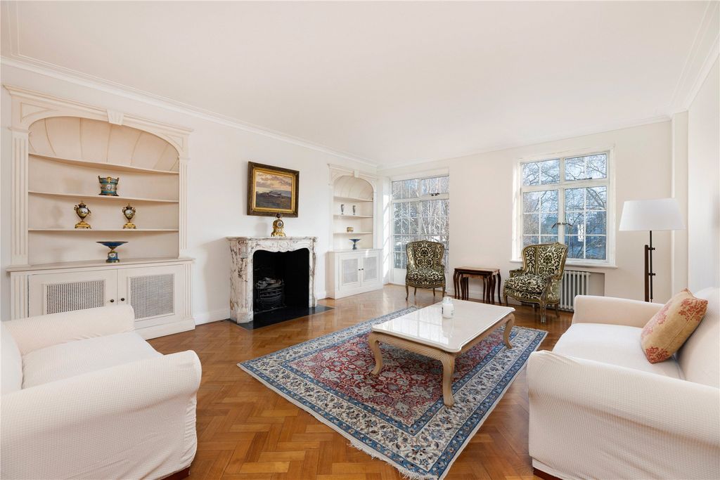 Property photo 2 of 17 Reception