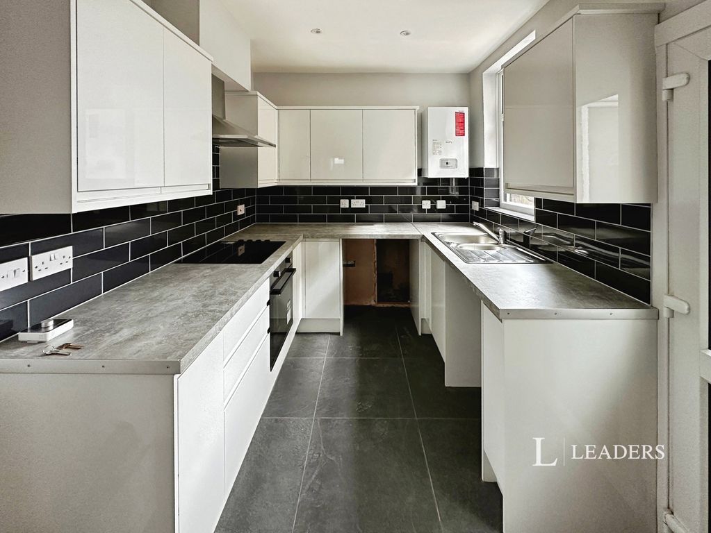Property photo 3 of 6 Pbox-Img.Jpg