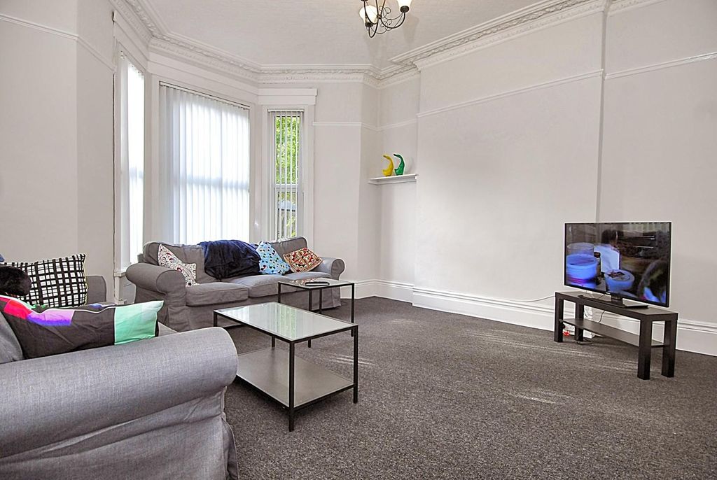 Property photo 1 of 7 Snaplounge.Jpg