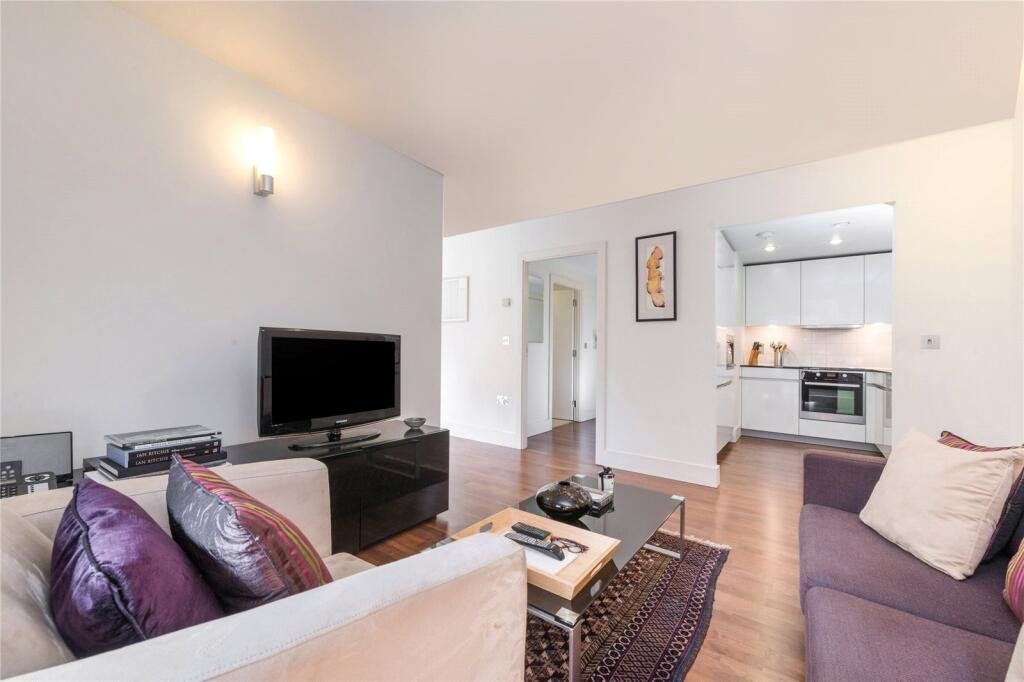 Property photo 3 of 10 Reception Room
