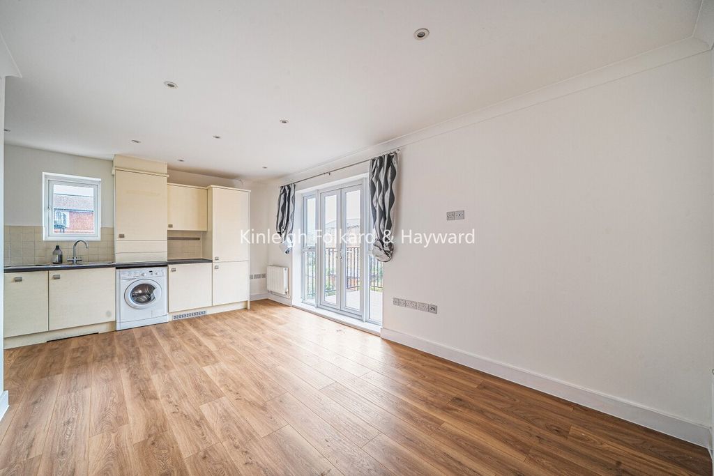 Property photo 2 of 14 Picture No. 07