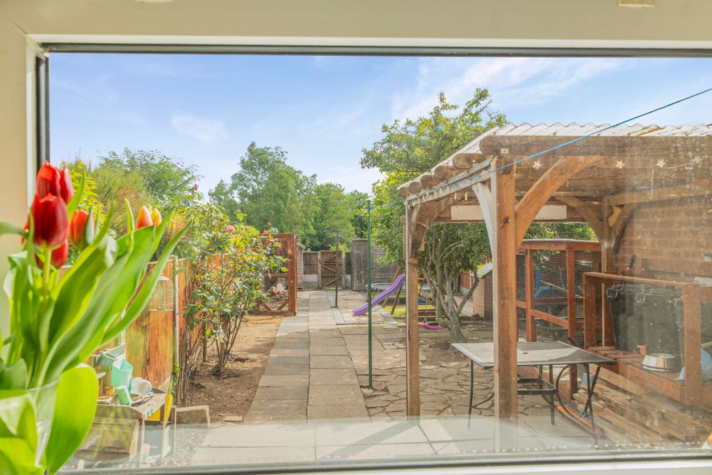 Property photo 2 of 17 1454784-6-6A019Eea10023