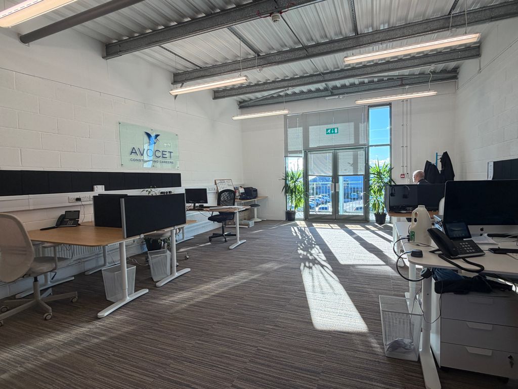 Property photo 2 of 4