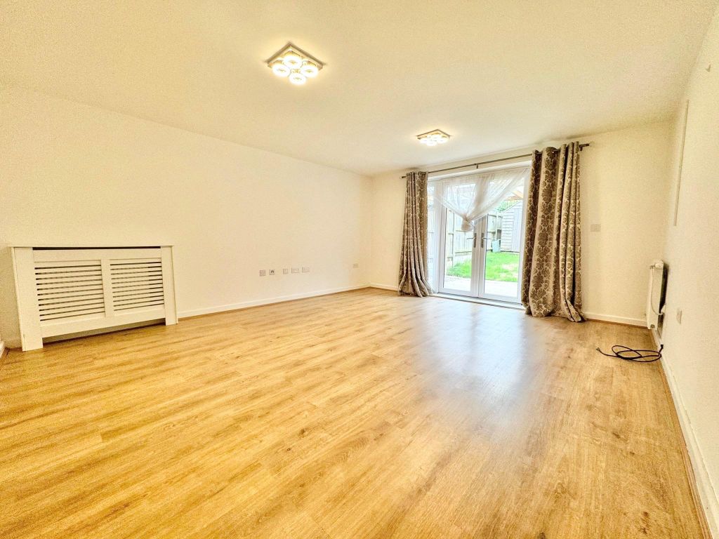 Property photo 2 of 13 Living Room
