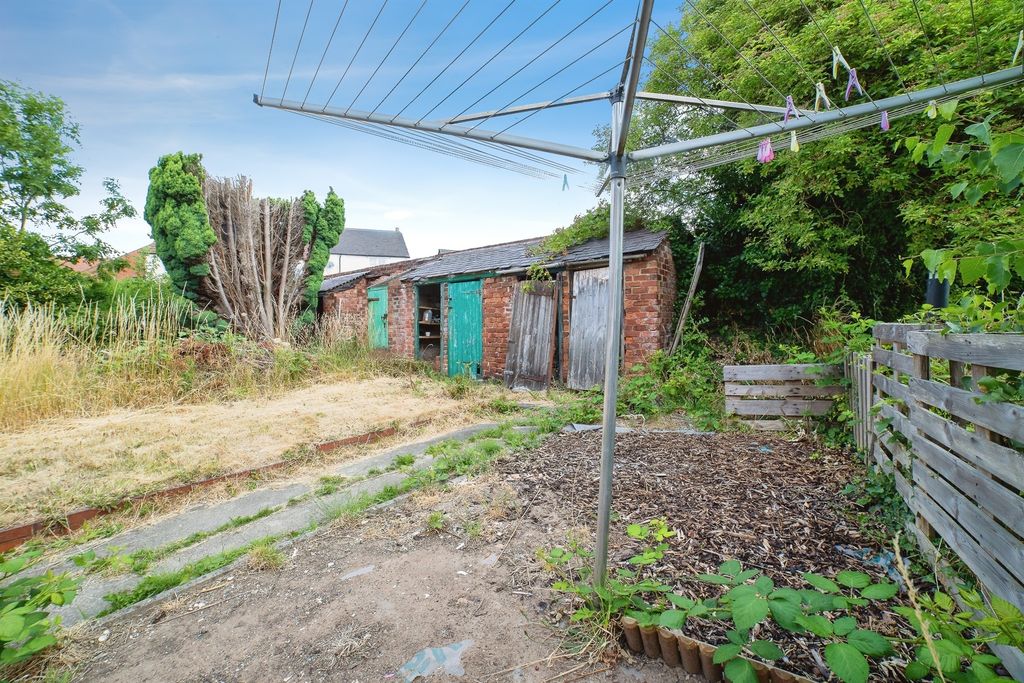 Property photo 3 of 20