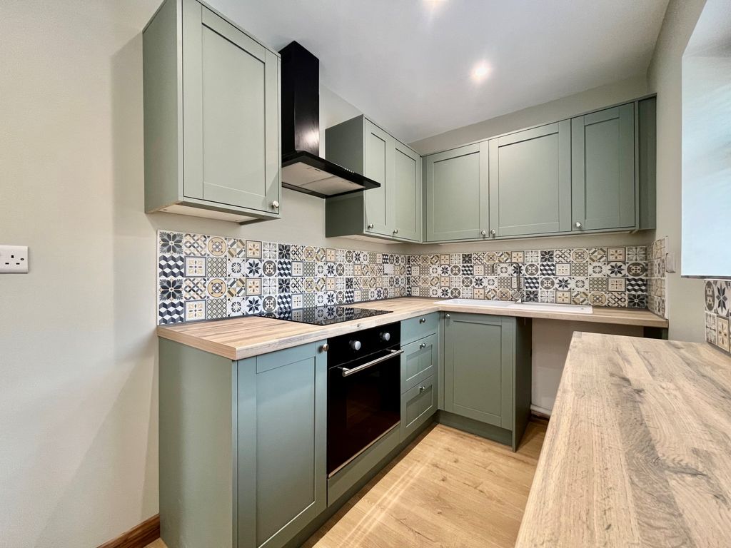 Property photo 2 of 9 Image