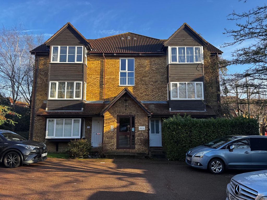 Property photo 1 of 9