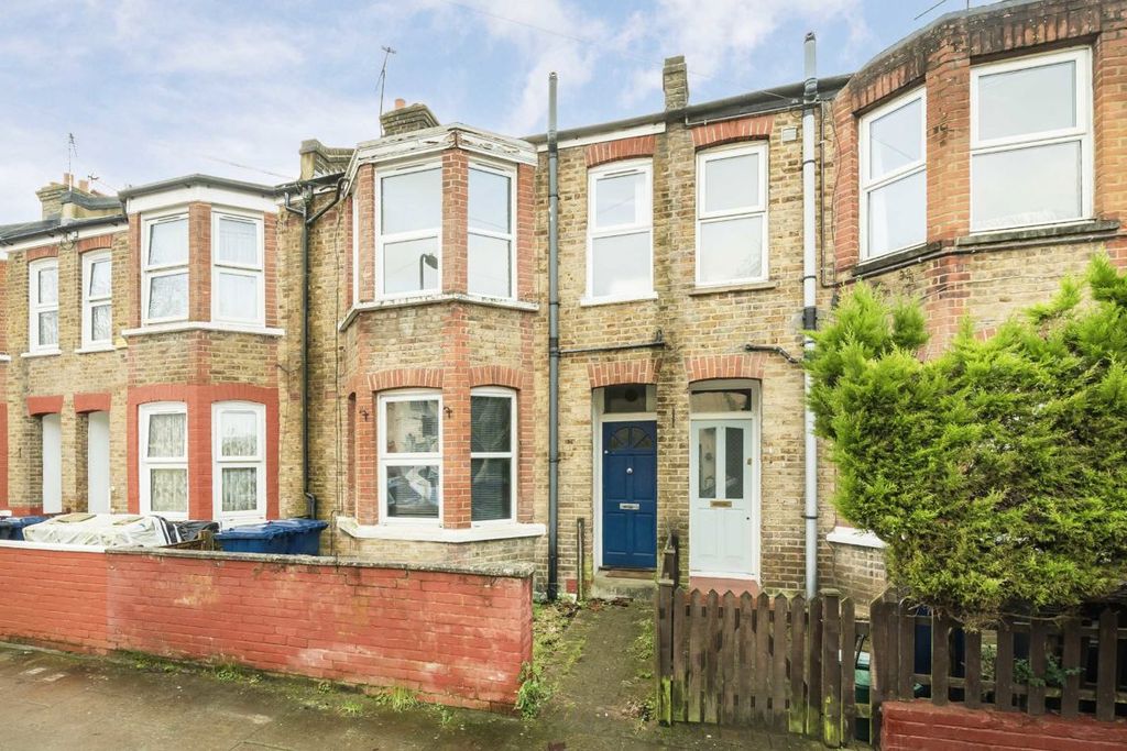 Property photo 1 of 6