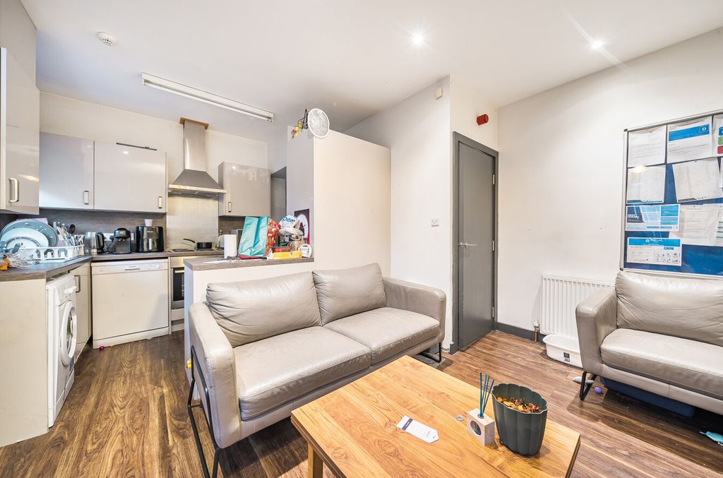 Property photo 2 of 6 1393877-5-69440c3...