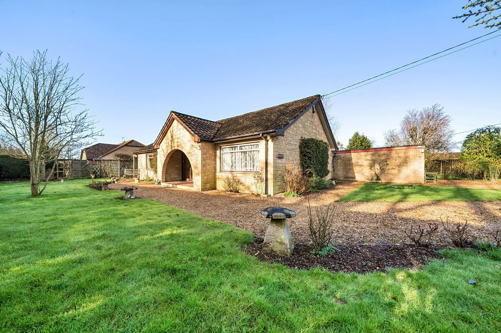 Property photo 1 of 21