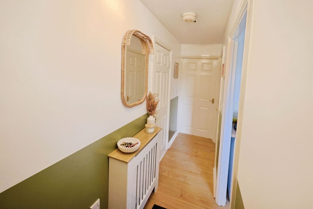 Property photo 2 of 14 Pbox-Img.Jpg