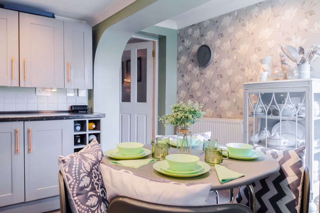 Property photo 2 of 19 4804873