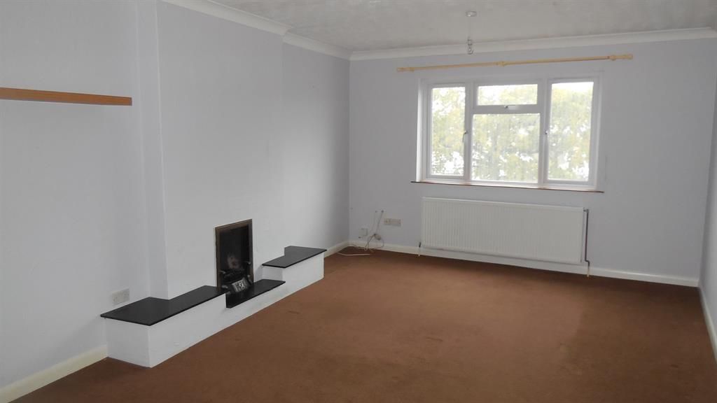 Property photo 2 of 7 Lounge Dining Room