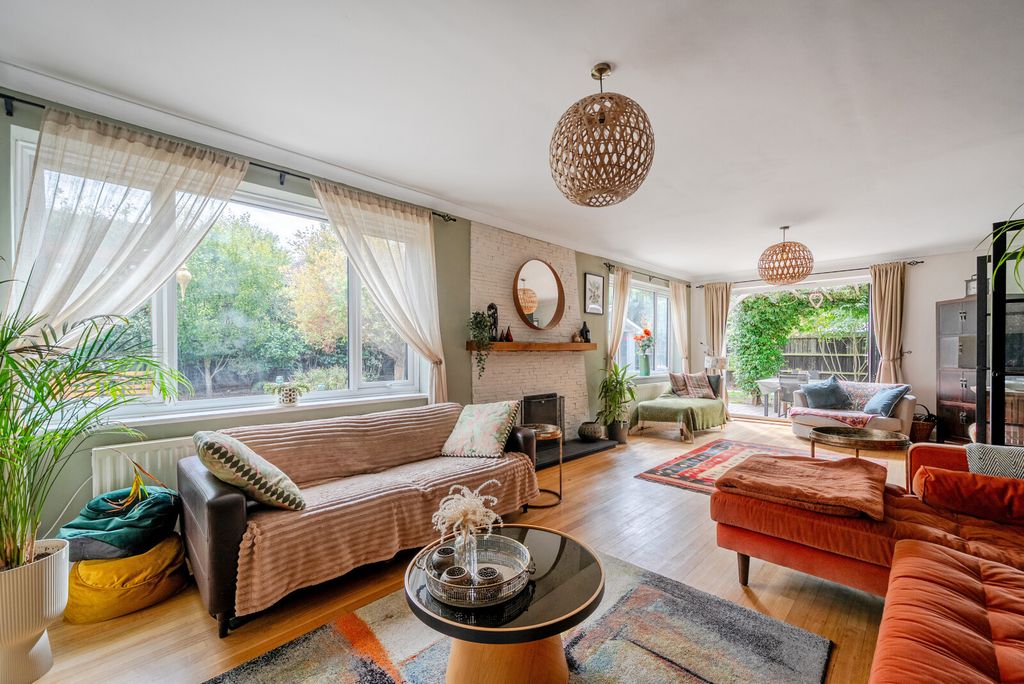 Property photo 3 of 23 1522564-6-1A0Ab3B...