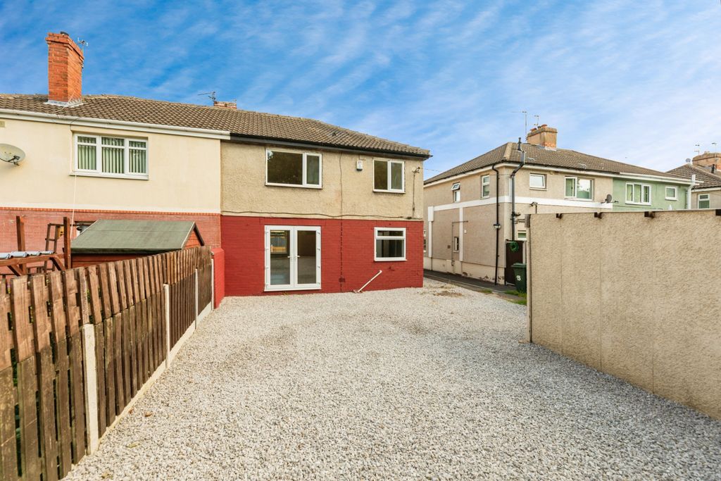 Property photo 2 of 15