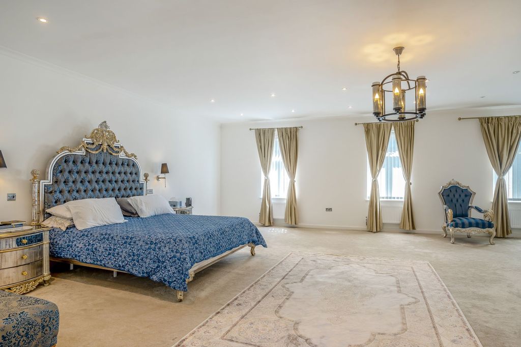 Additional image 12 of 6 bed detached house for saleChurch Road, Old St. Mellons CF3