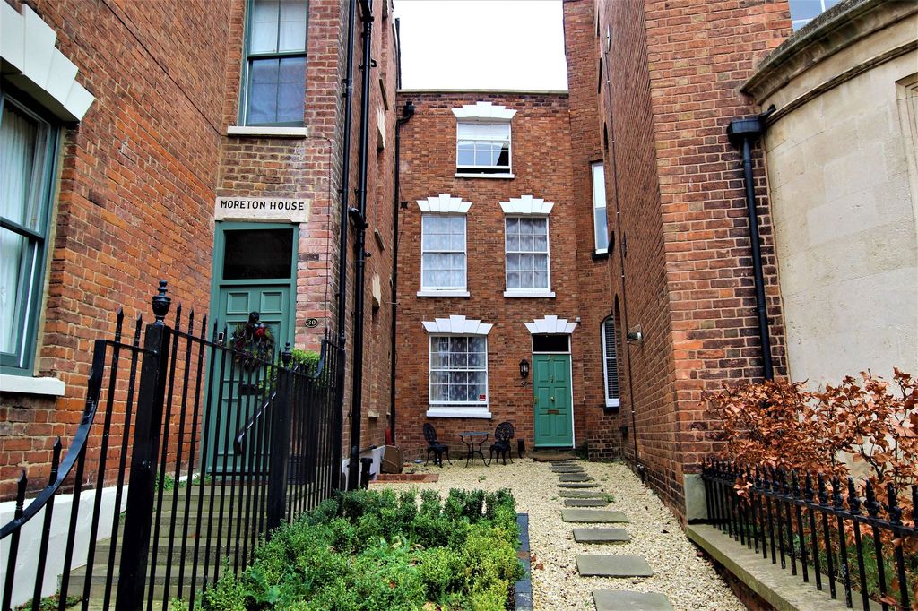 Property photo 1 of 13 Photo 1