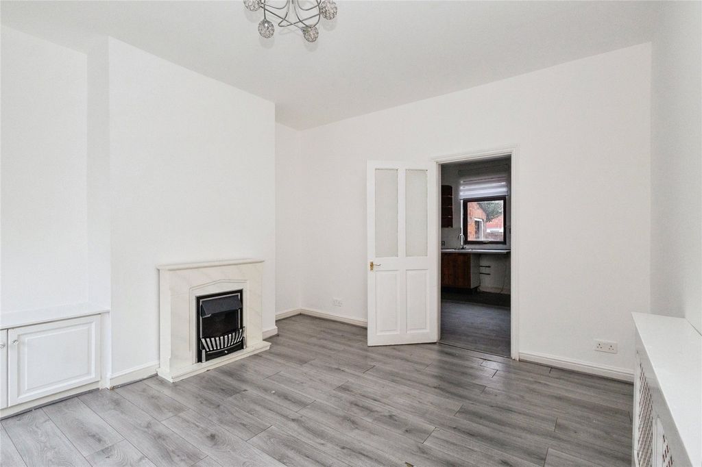 Property photo 3 of 14 Picture No. 08