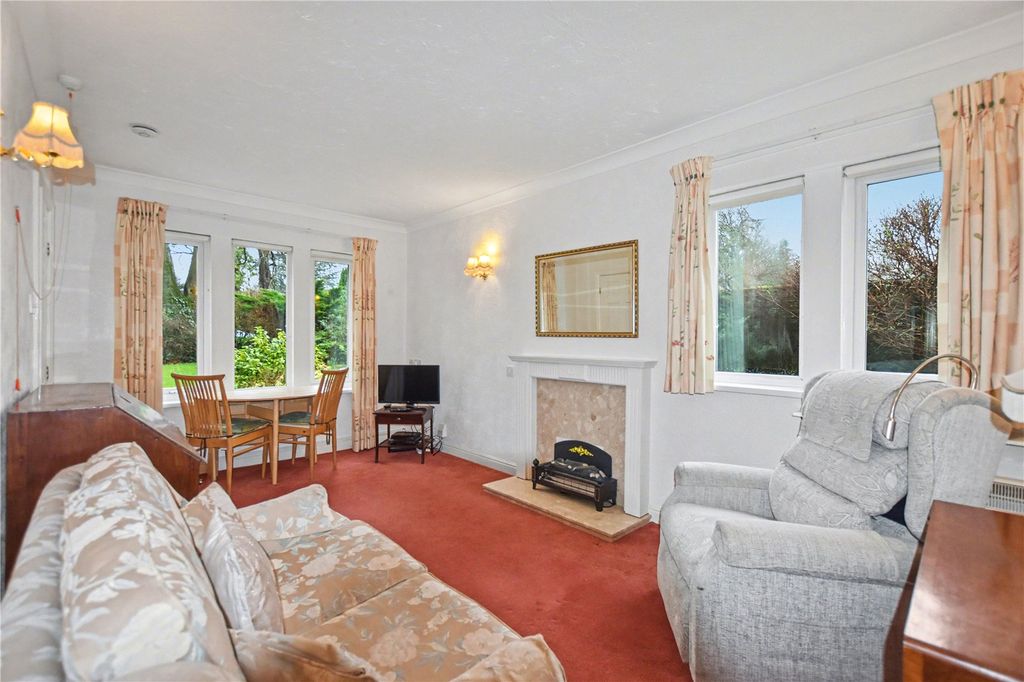 Property photo 2 of 11 Picture No. 17